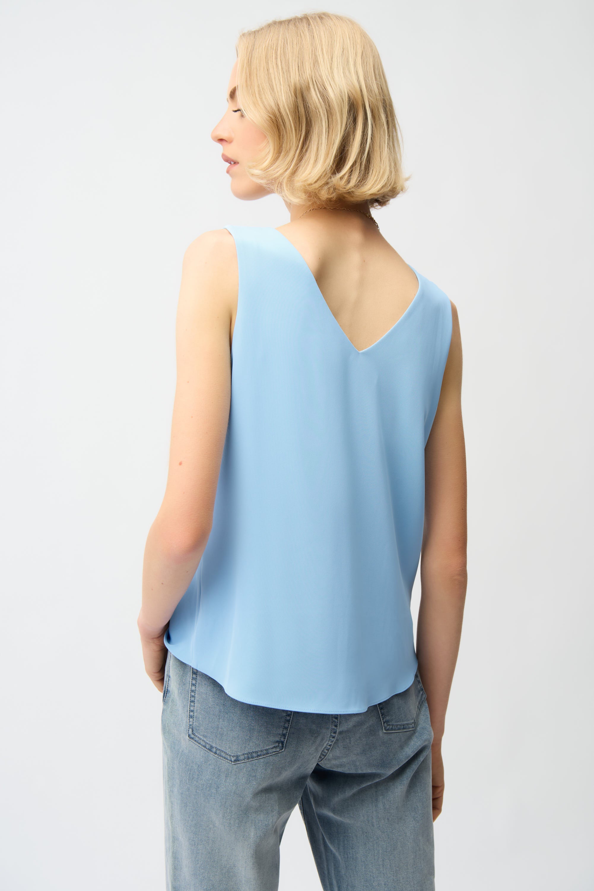 VNK TANK