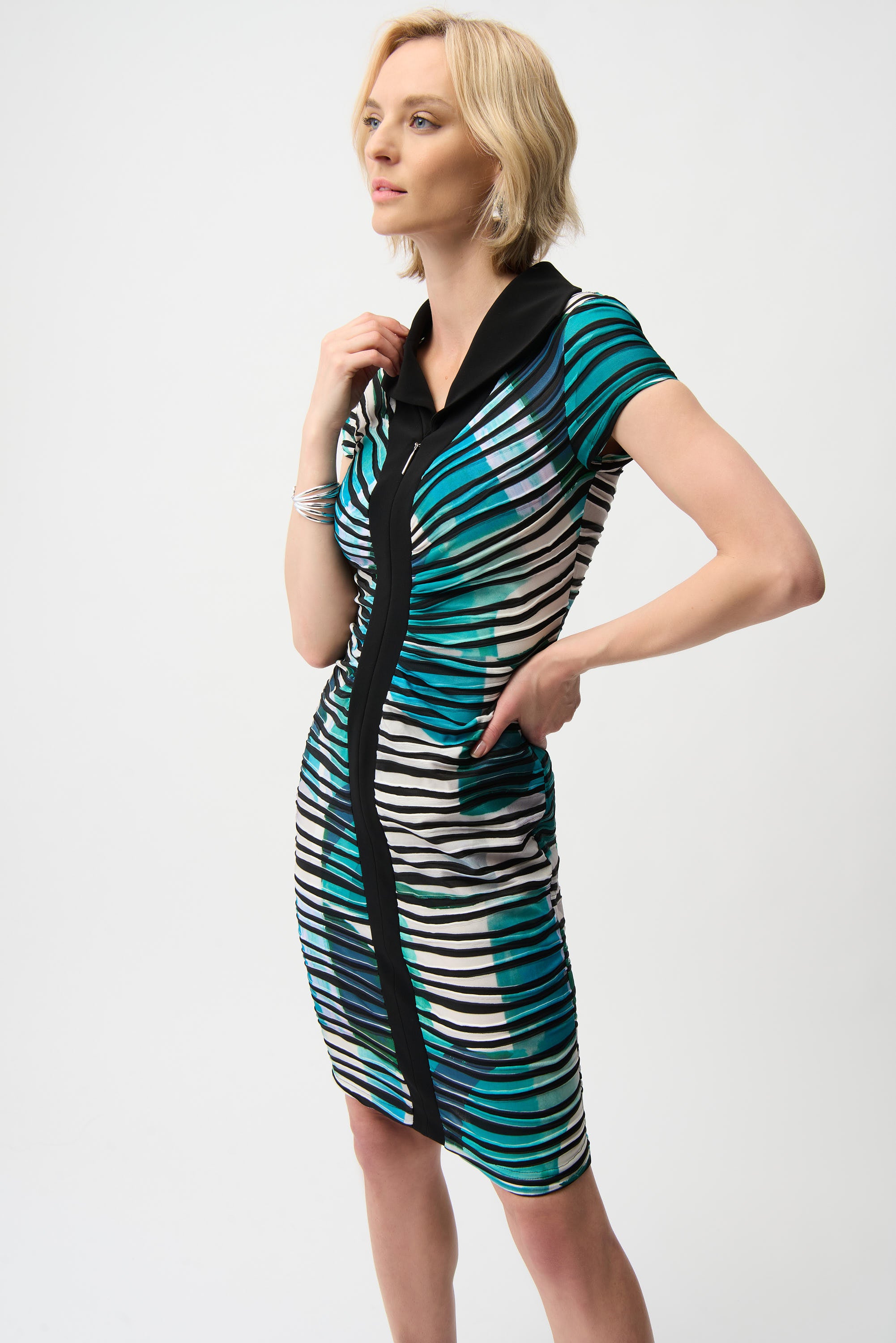 CASCADE KNIT GEOMETRIC PRINT SHEATH DRESS