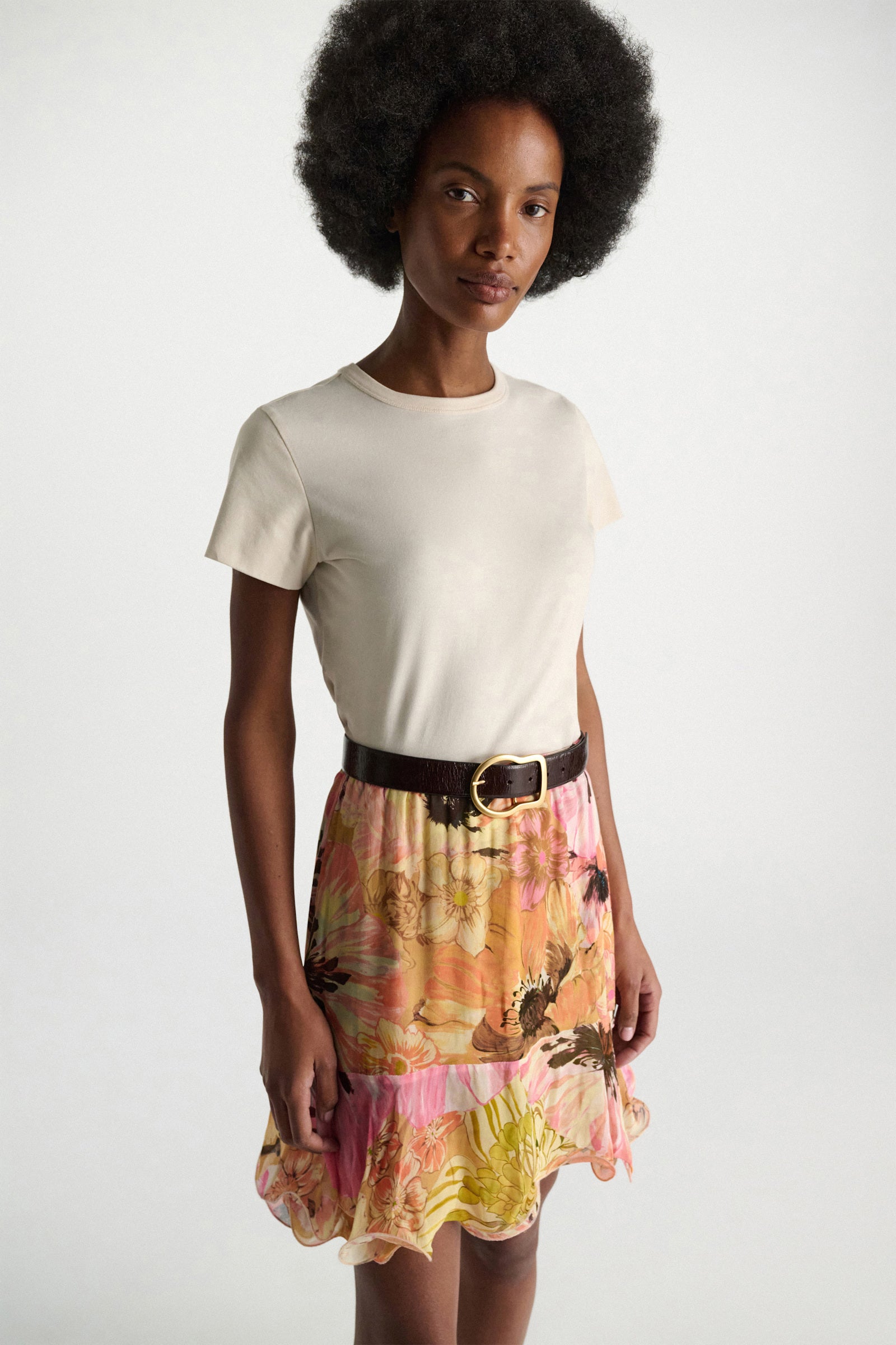 ROUND NECK SHRUNKEN TSHIRT IN CANVAS