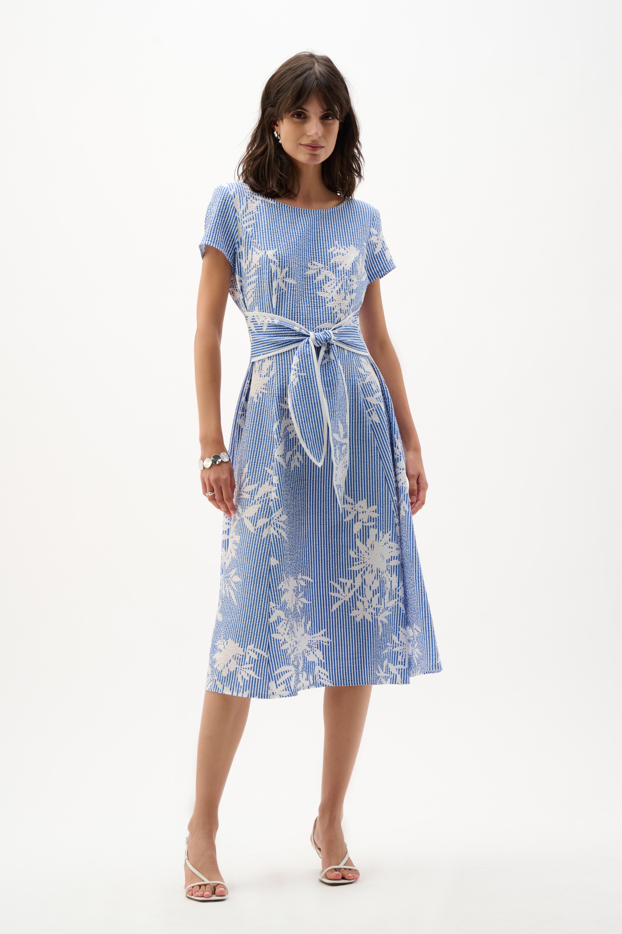 WOVEN SEERSUCKER FLORAL PRINT FIT AND FLARE DRESS