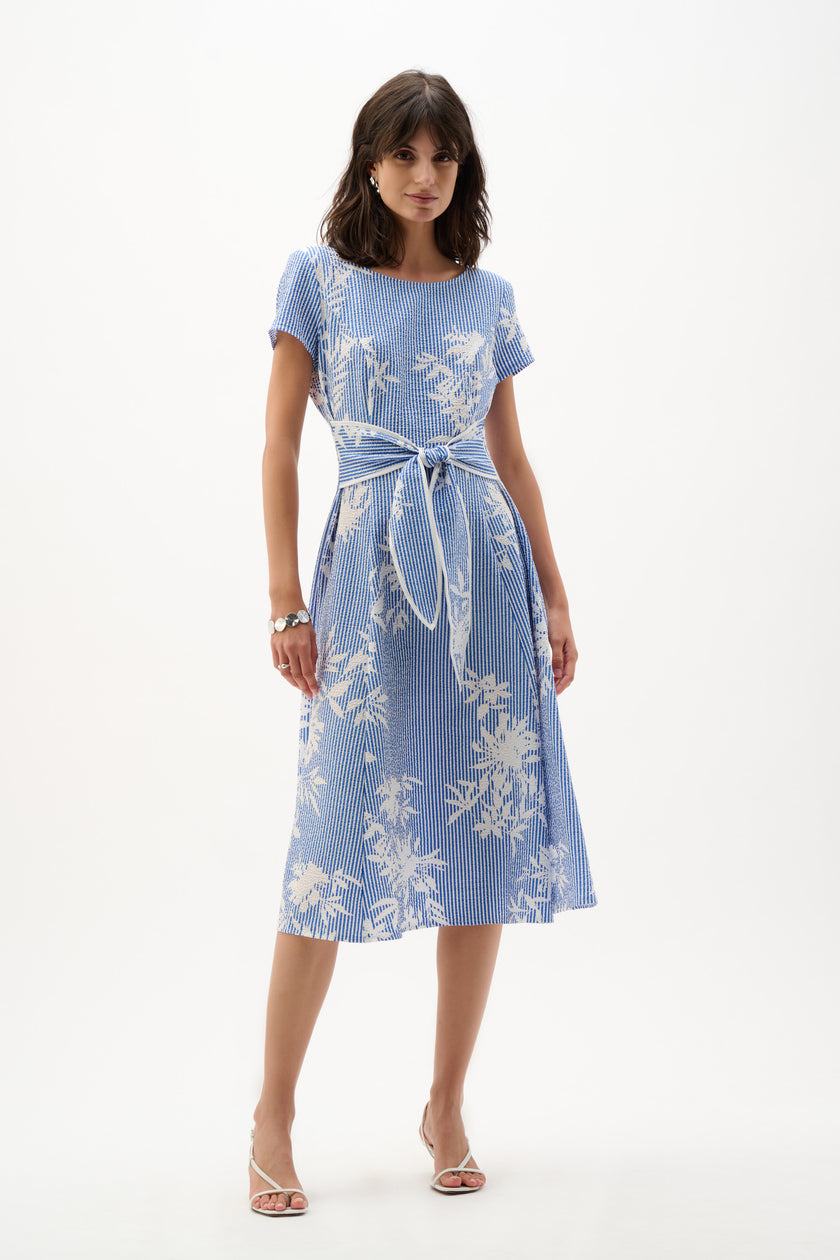 WOVEN SEERSUCKER FLORAL PRINT FIT AND FLARE DRESS