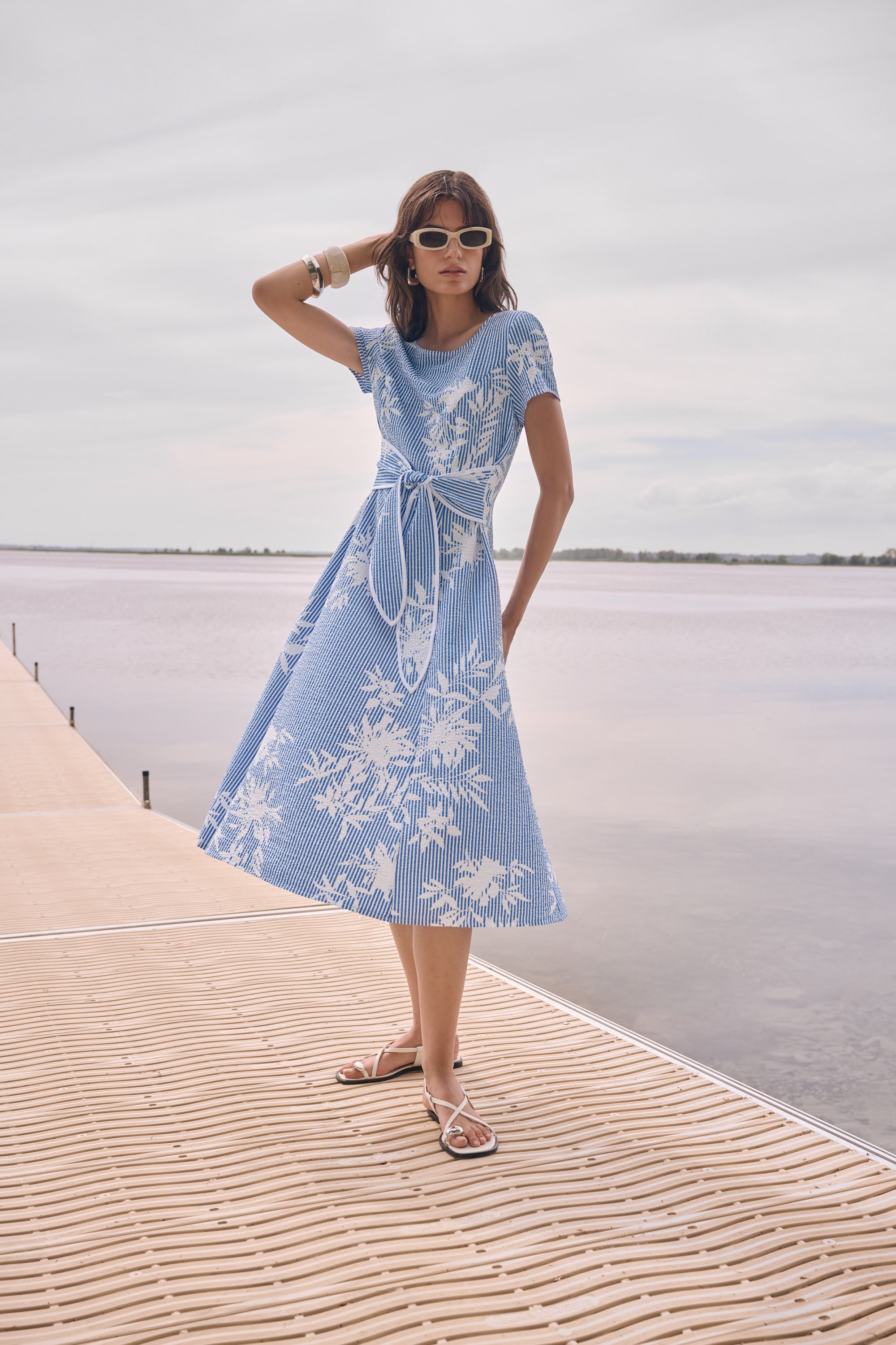 WOVEN SEERSUCKER FLORAL PRINT FIT AND FLARE DRESS