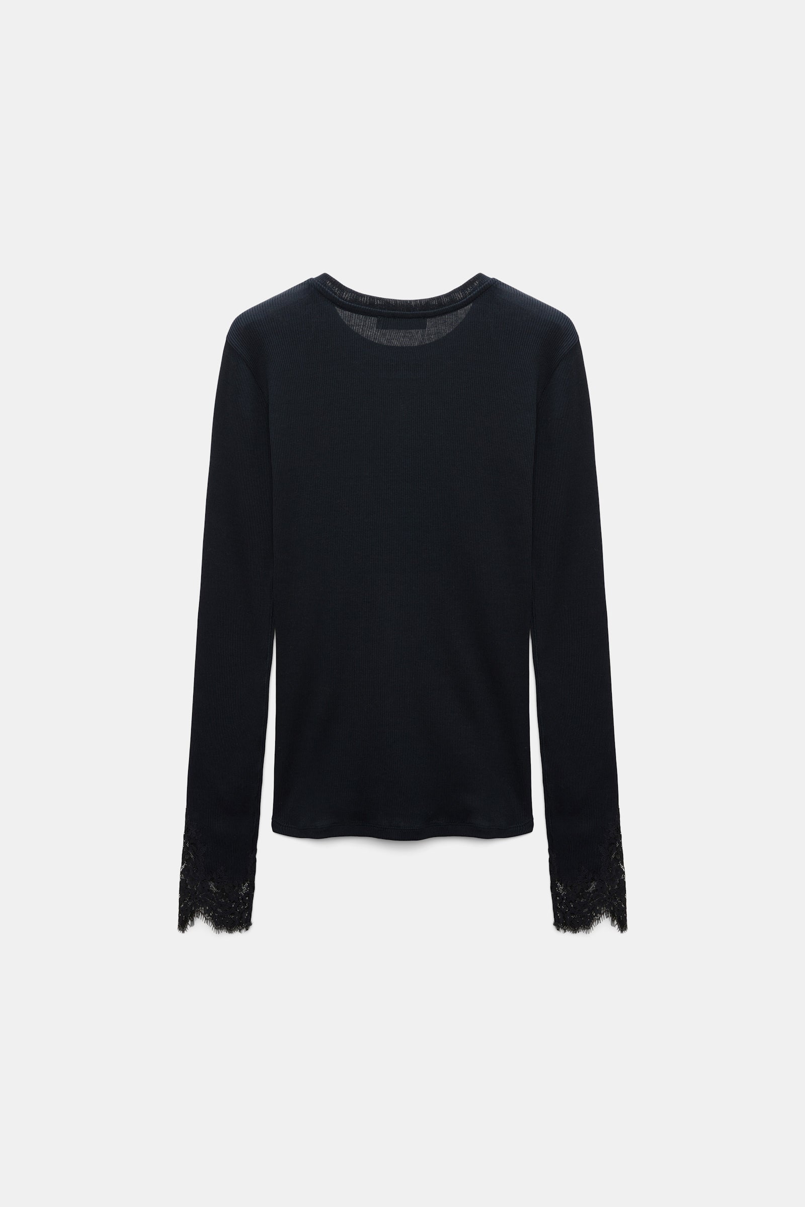 PURE SLEEKNESS SHIRT WITH LACE DETAILS