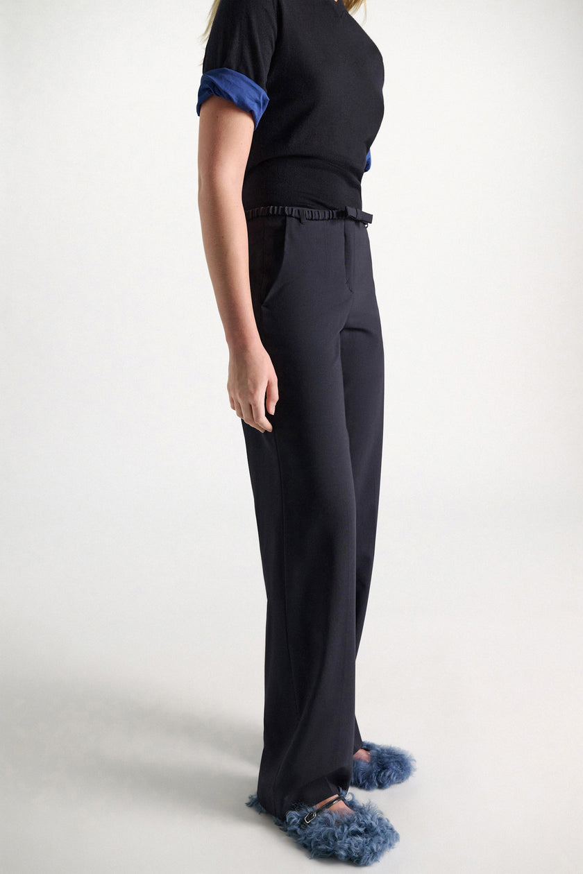 LIGHT LAYER WIDE LEG VIRGIN WOOL PANTS