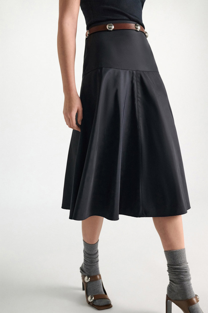 SPORTY ELEGANCE NYLON SKIRT