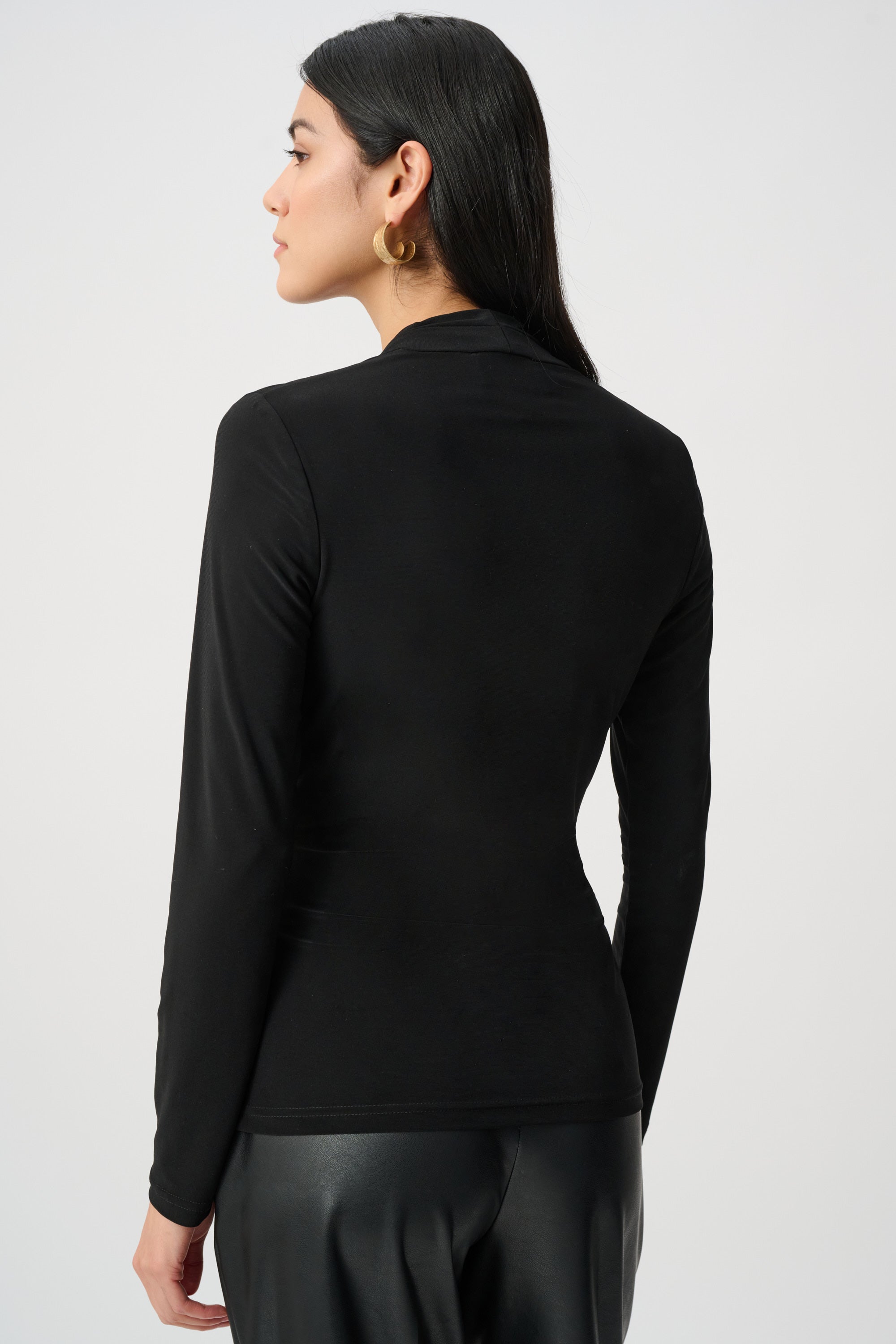 SILKY KNIT TWIST WRAP TOP