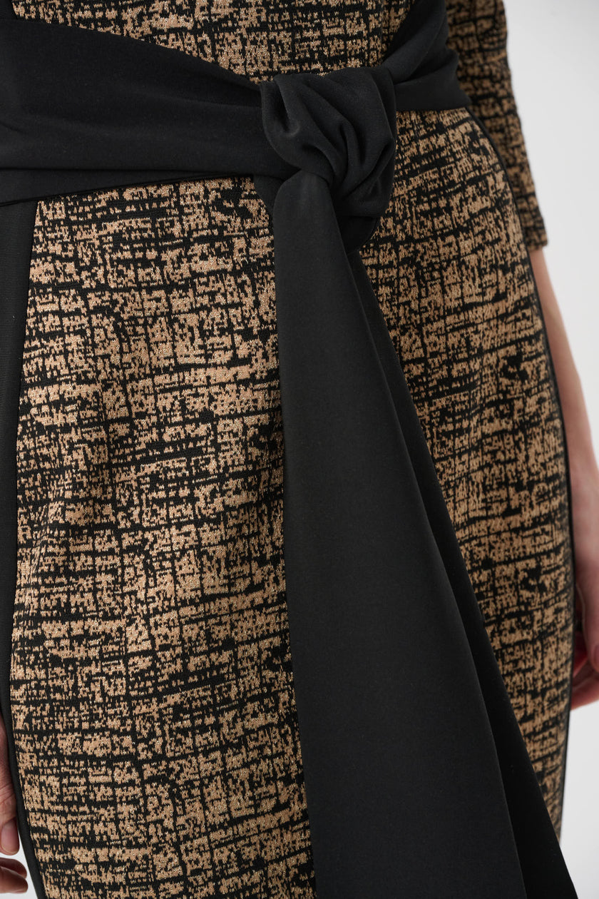 ABSTRACT JACQUARD KNIT SHEATH DRESS