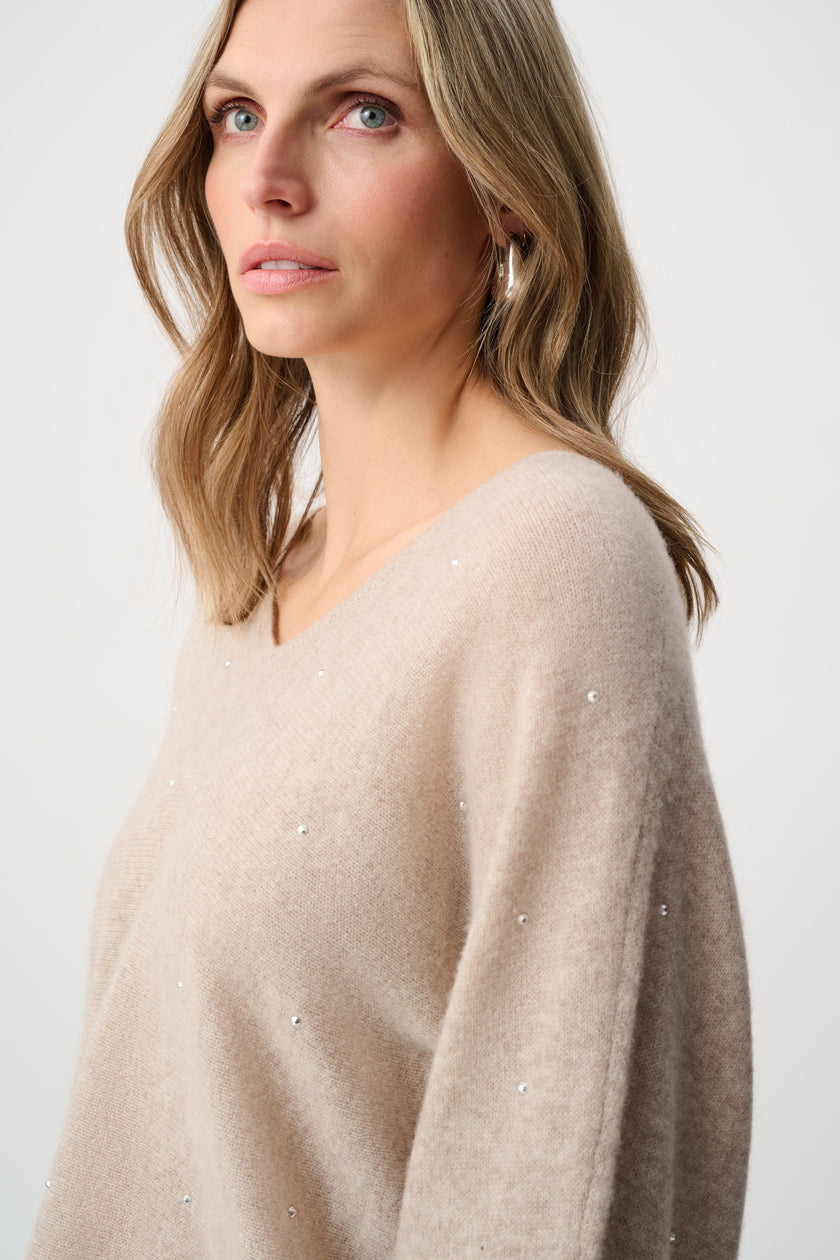 CASHMERE BOXY SWEATER WITH RHINESTONE DETAIL IN OATMEAL