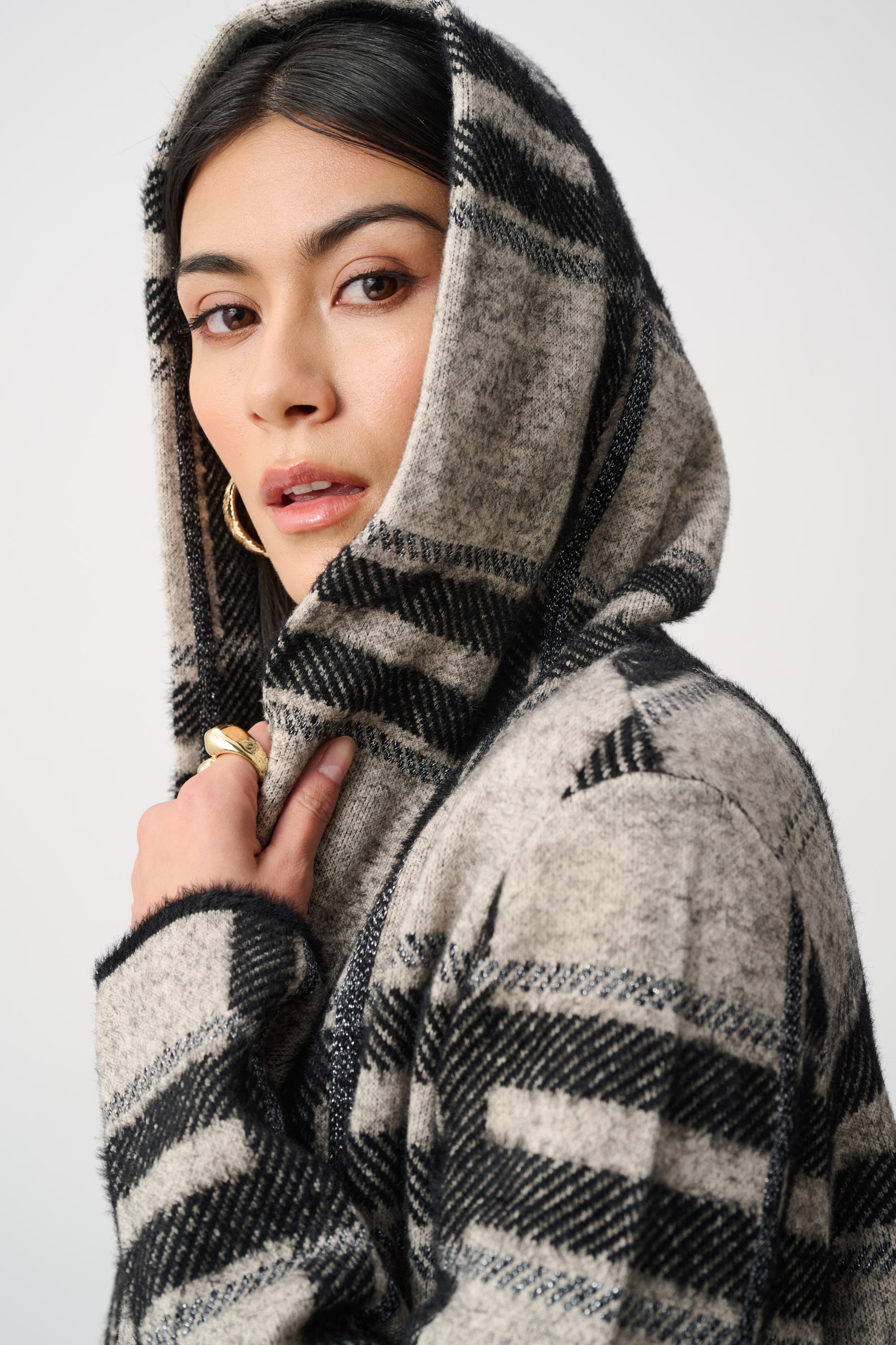 BRUSHED JACQUARD PLAID HOODED JACKET
