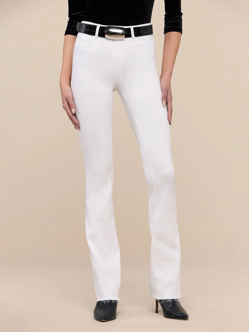 RUTH STRAIGHT LEG JEAN IN BLANC