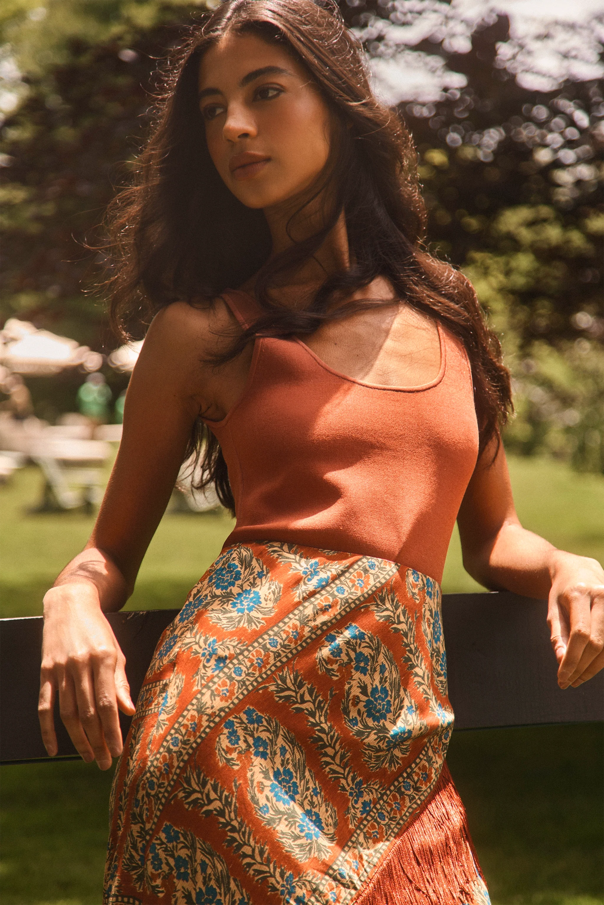 ALLYNE SKIRT IN AMBER GLEN BROWN