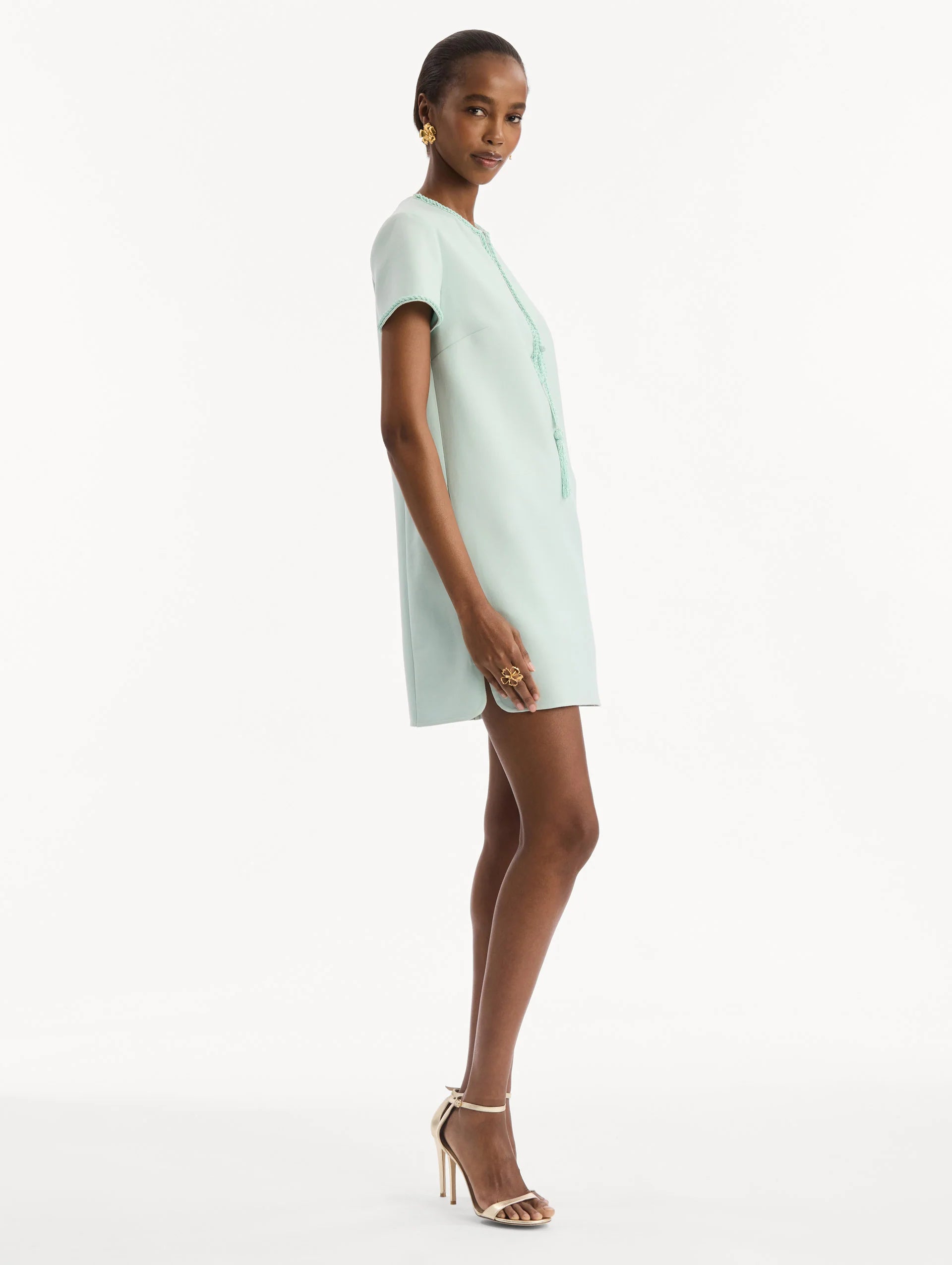 BEADED BOW DETAIL SHIFT DRESS