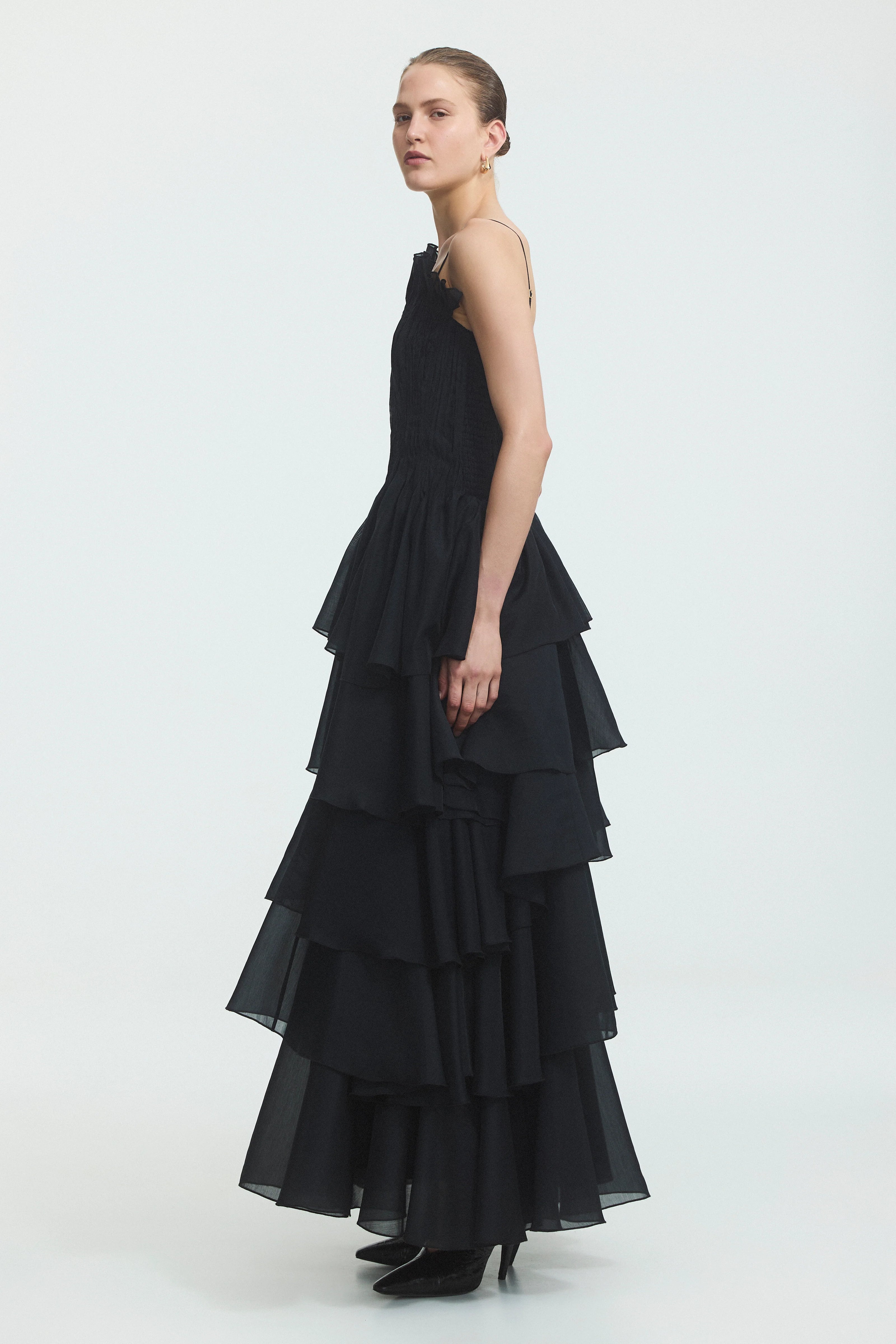 SONNET GOWN IN BLACK