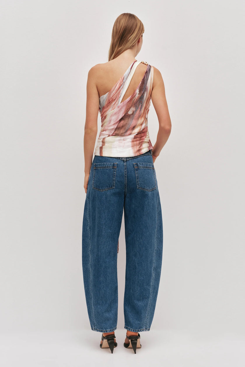 CAPTURE ONE SHOULDER TOP