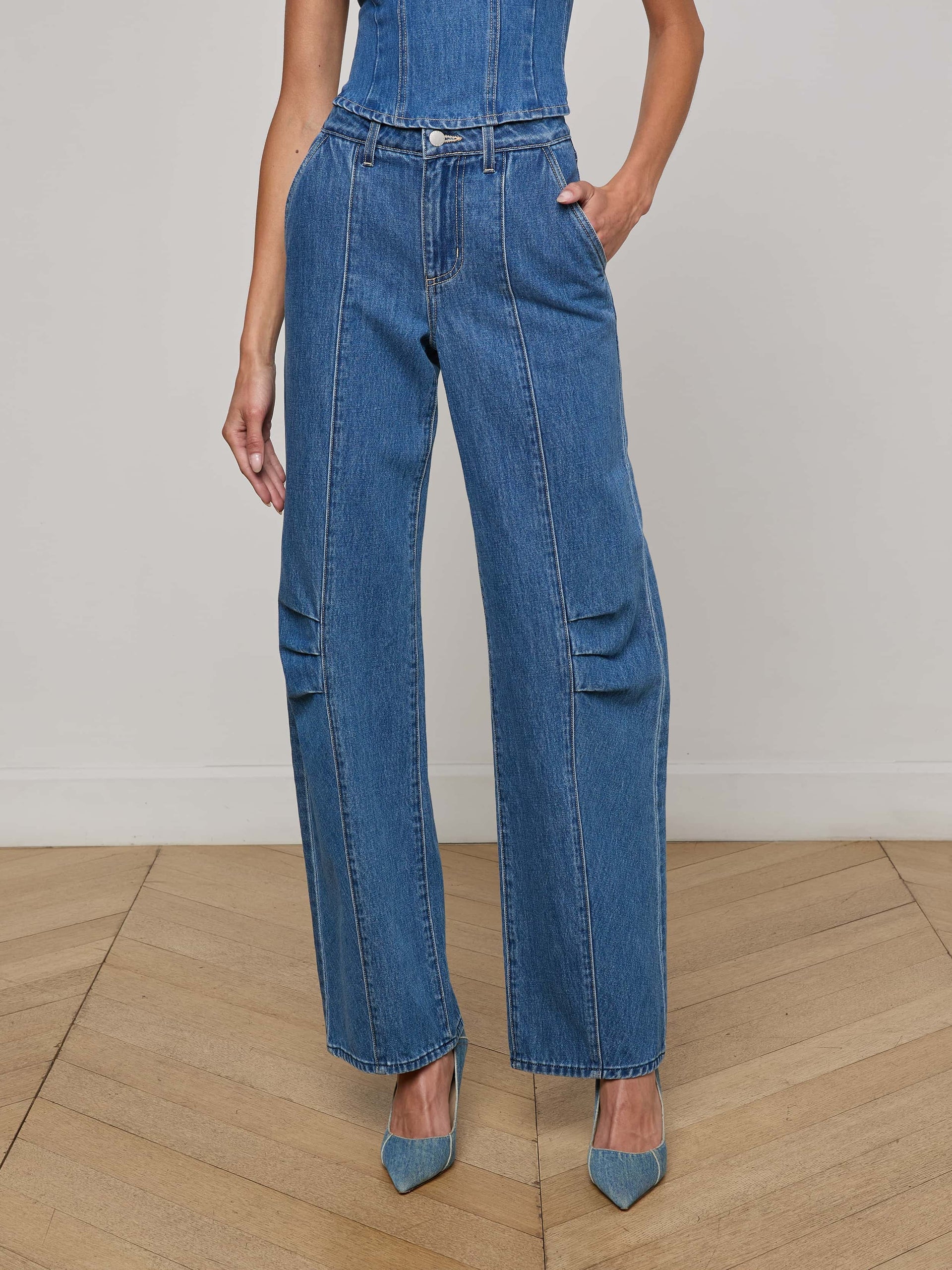ZARA BARREL LEG JEAN