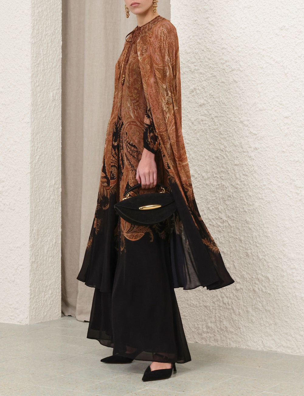 HYPNOTIC CAPED MAXI DRESS