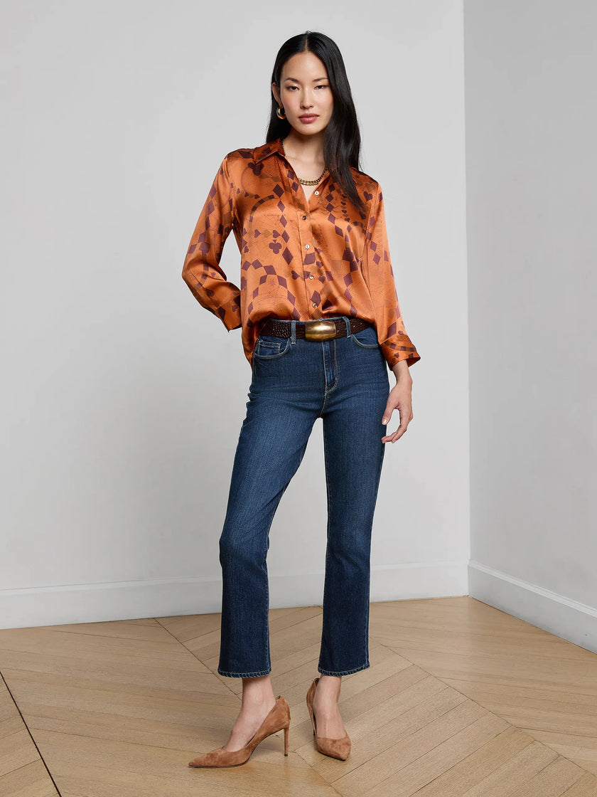 DANI SILK BLOUSE IN AMBER BROWN PLAYING CARD GEO