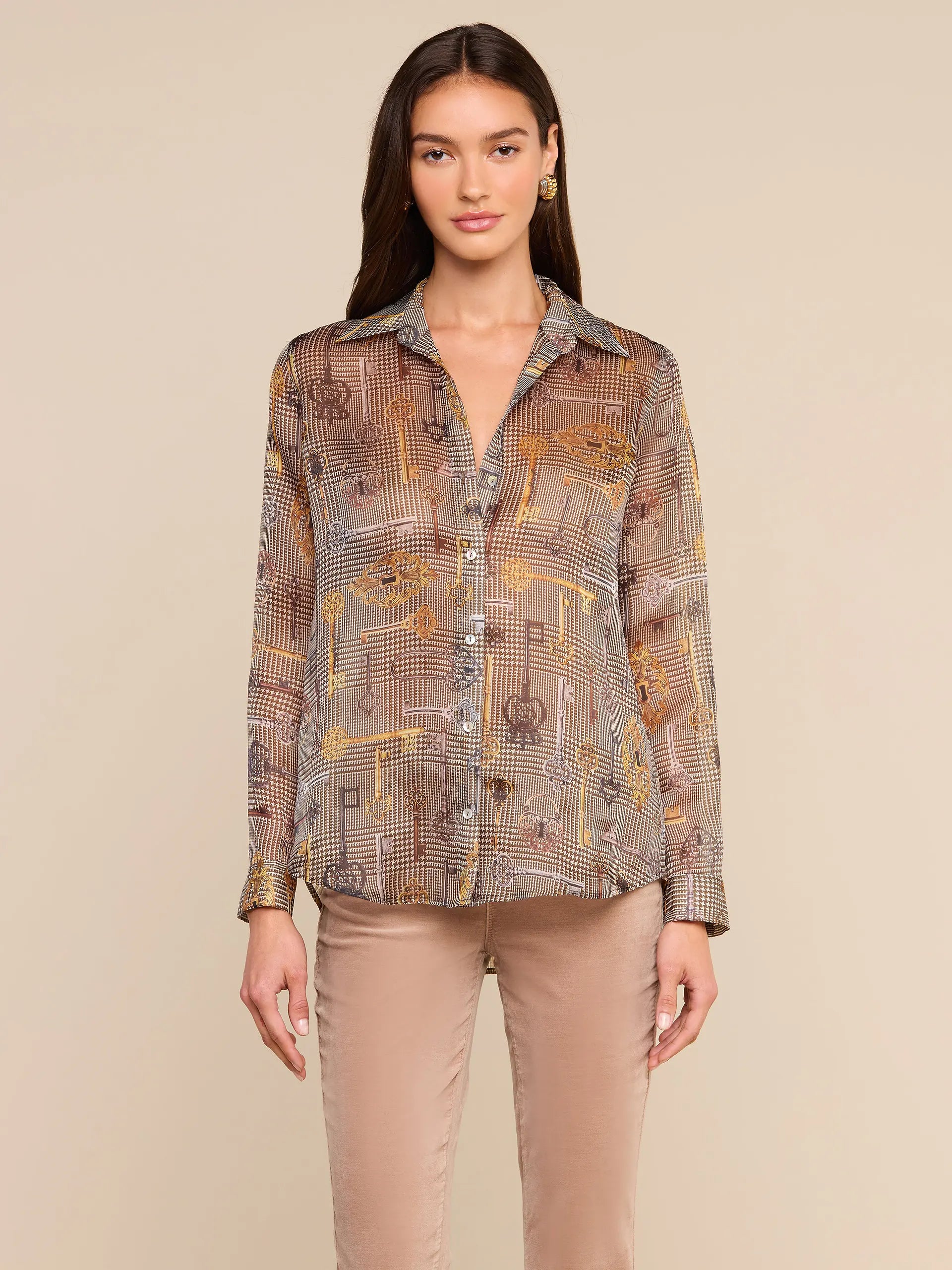 NINA SILK BLOUSE IN BROWN MULTI HOUNDSTOOTH KEY