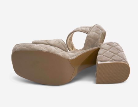 MOPPET QUILTED PLATFORM