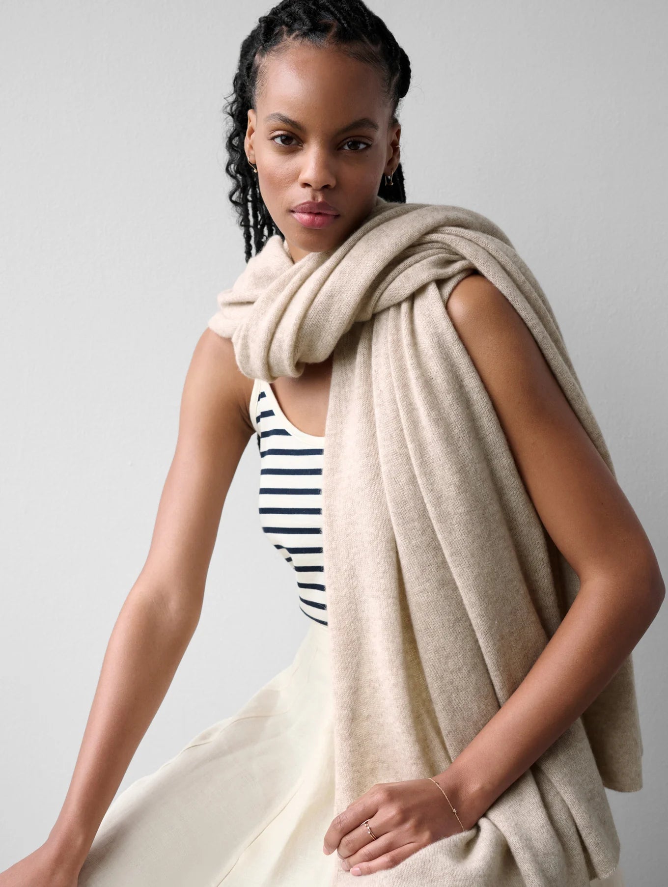 CASHMERE TRAVEL WRAP