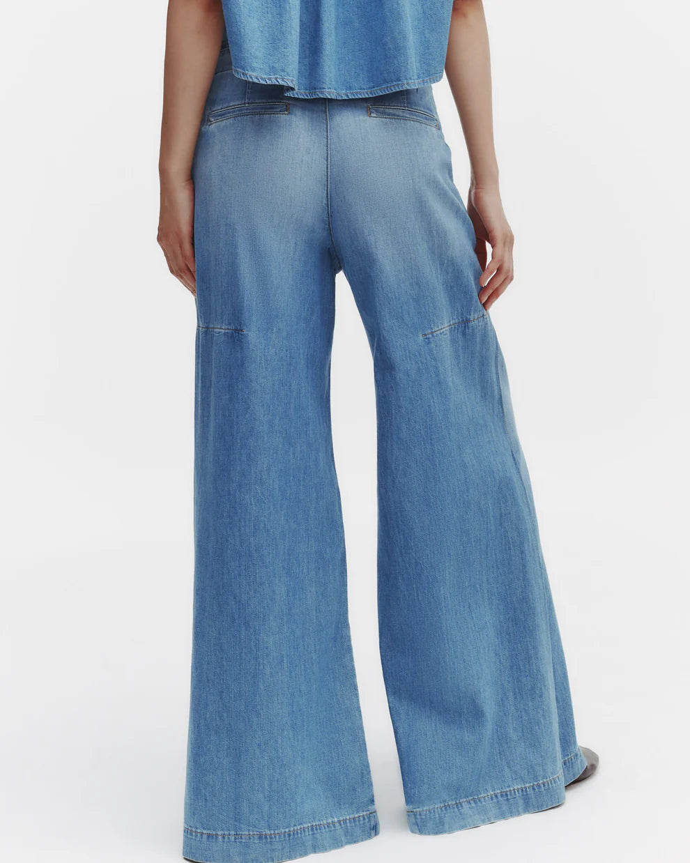 LULU JEAN
