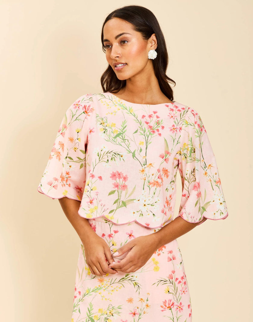 CHARLIZE SCALLOP TOP ON ROSE VINES