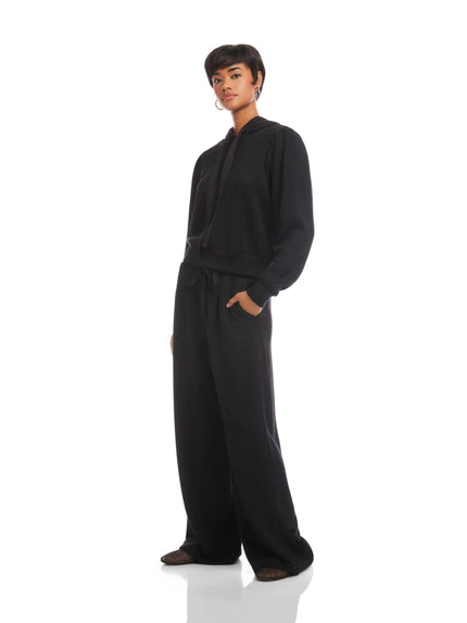 NYRI PLEAT SLEEVE HOODIE