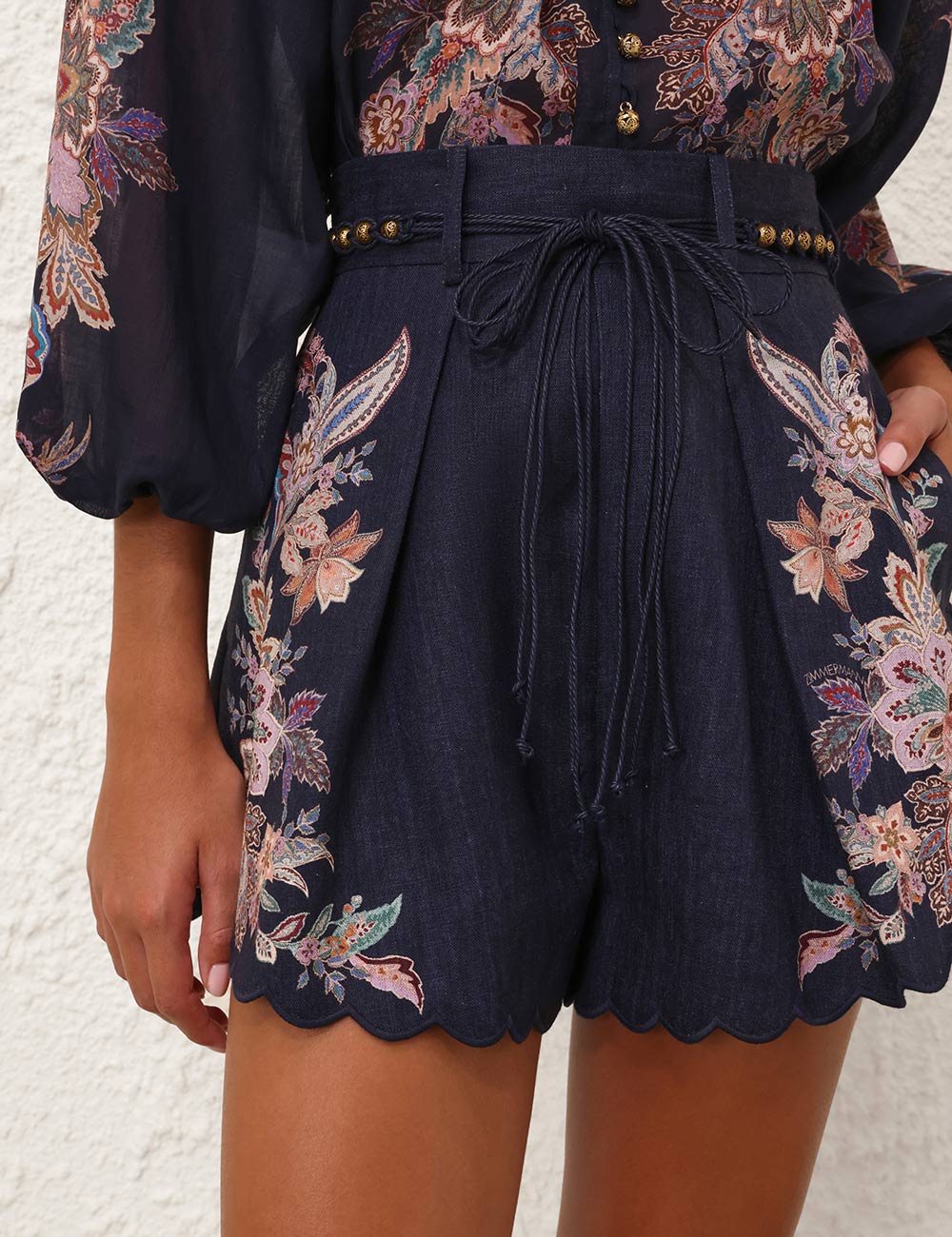 RHIANNON TUCK SHORT