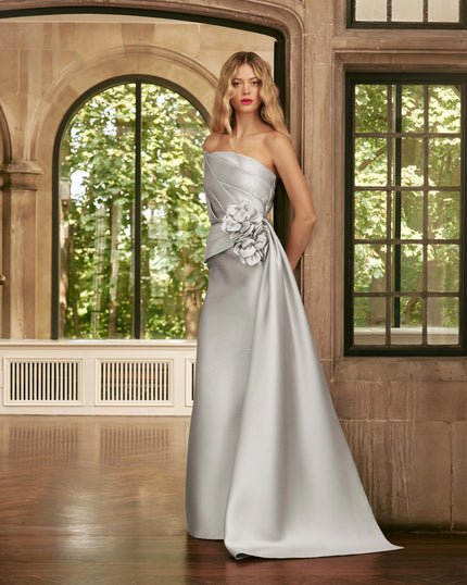 STRAPLESS TEXTURED OTTOMAN GOWN