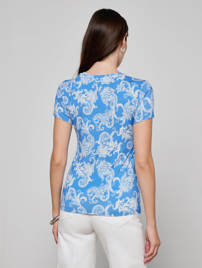 RESSI FITTED TEE IN REGATTA BLUE AND IVORY PAISLEY