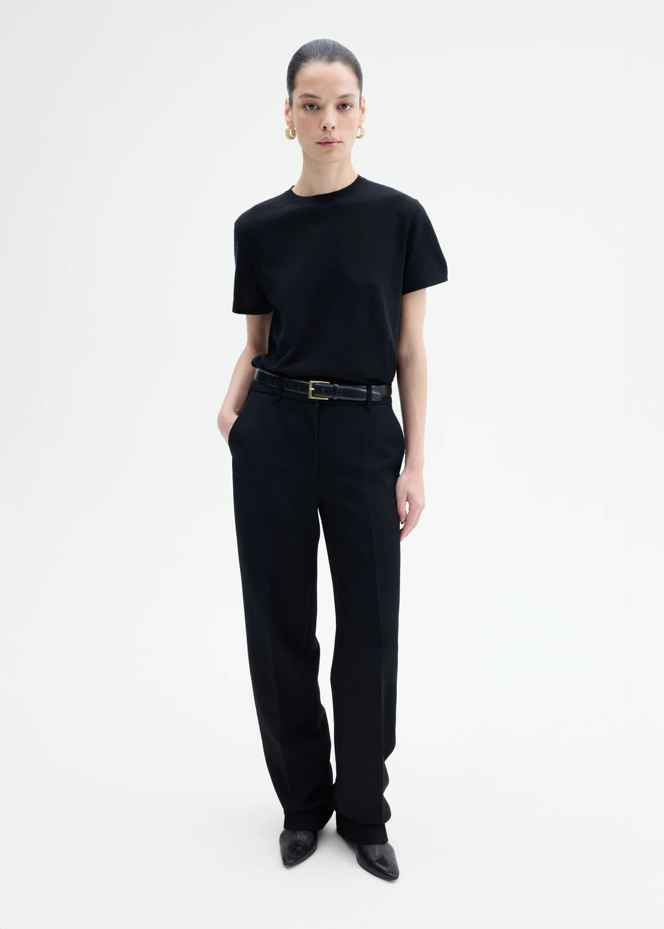 TAILORED STRAIGHT PANT IN VIRGIN WOOL