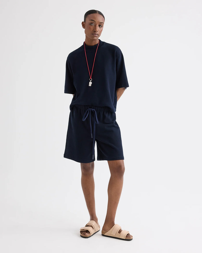CROPPED MOCK NECK TEE IN LIGHTWEIGHT SWEATSHIRT