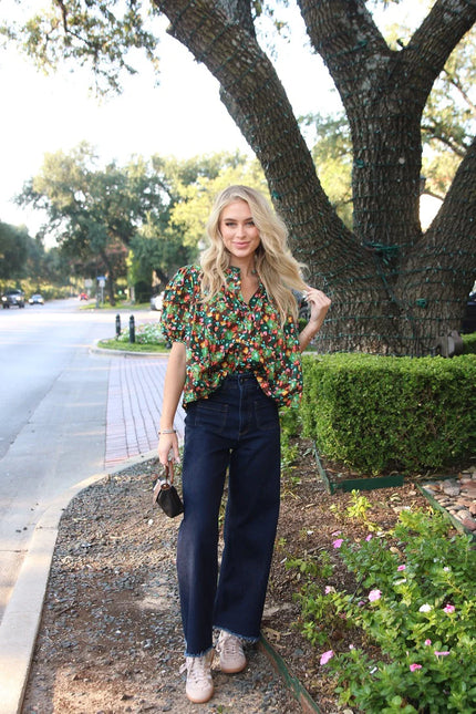 FLORAL PLEAT SLEEVE TOP