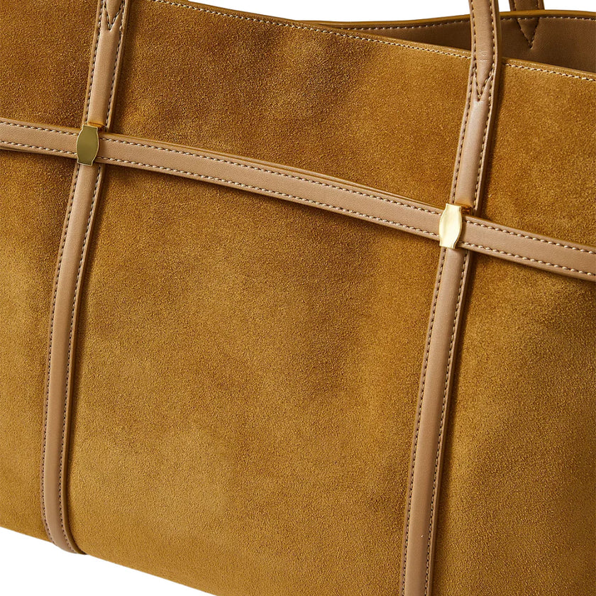 LASSO BELTED TOTE BAG