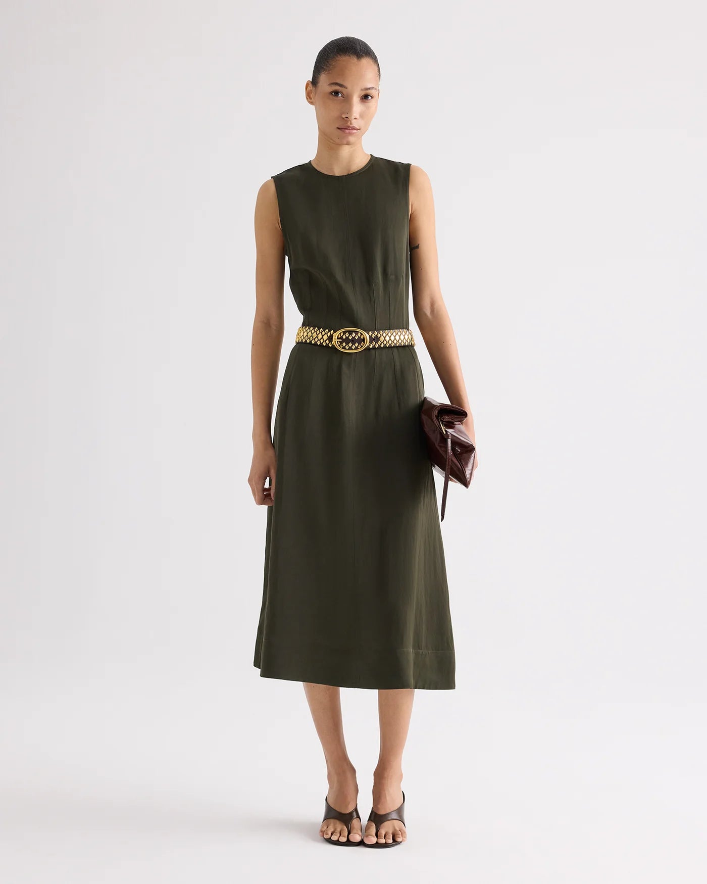 CREW NECK DRESS WITH DARTS IN COATED VISCOSE LINEN
