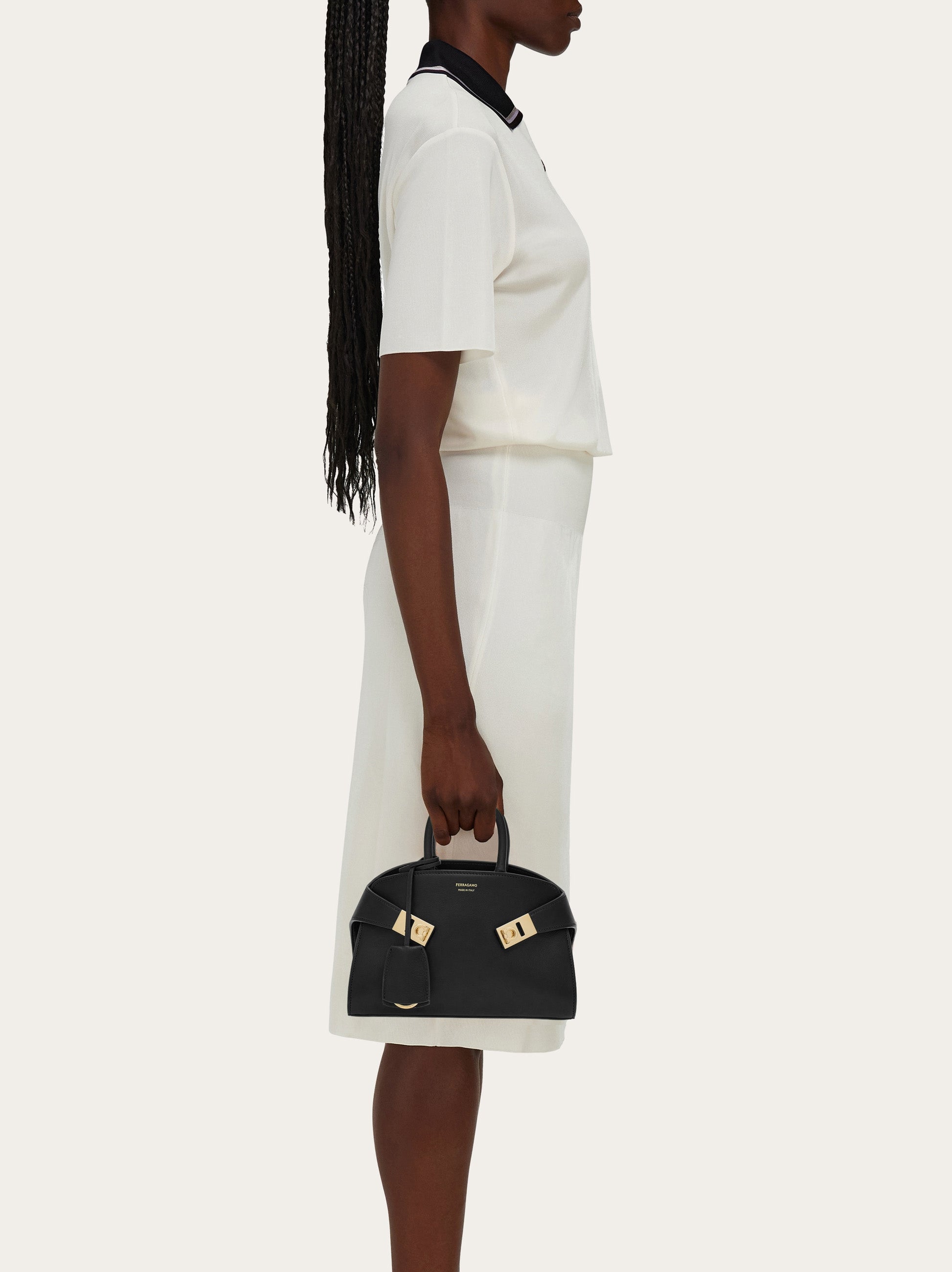 HUG HANDBAG XS