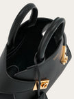 HUG HANDBAG XS