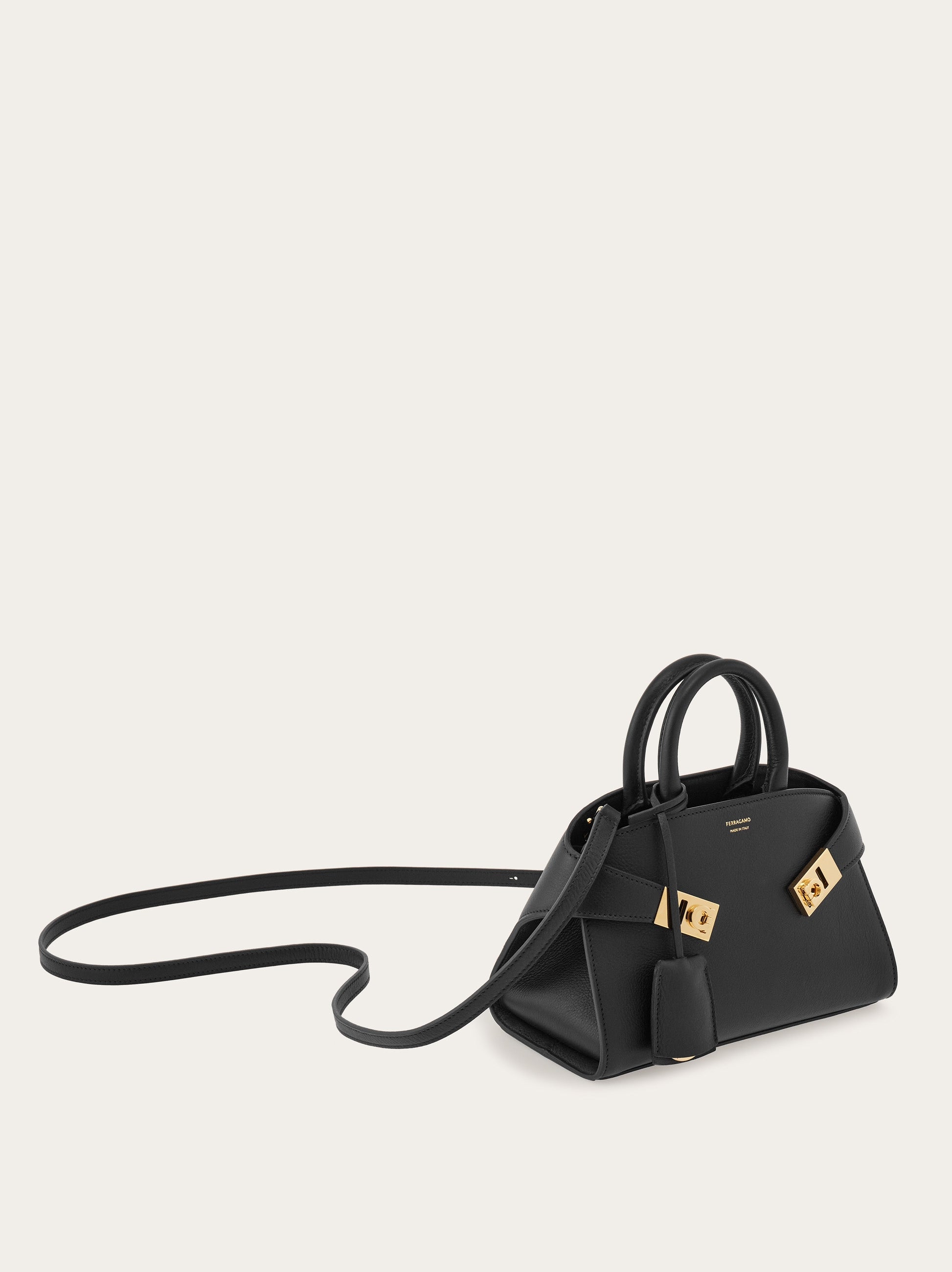 HUG HANDBAG XS