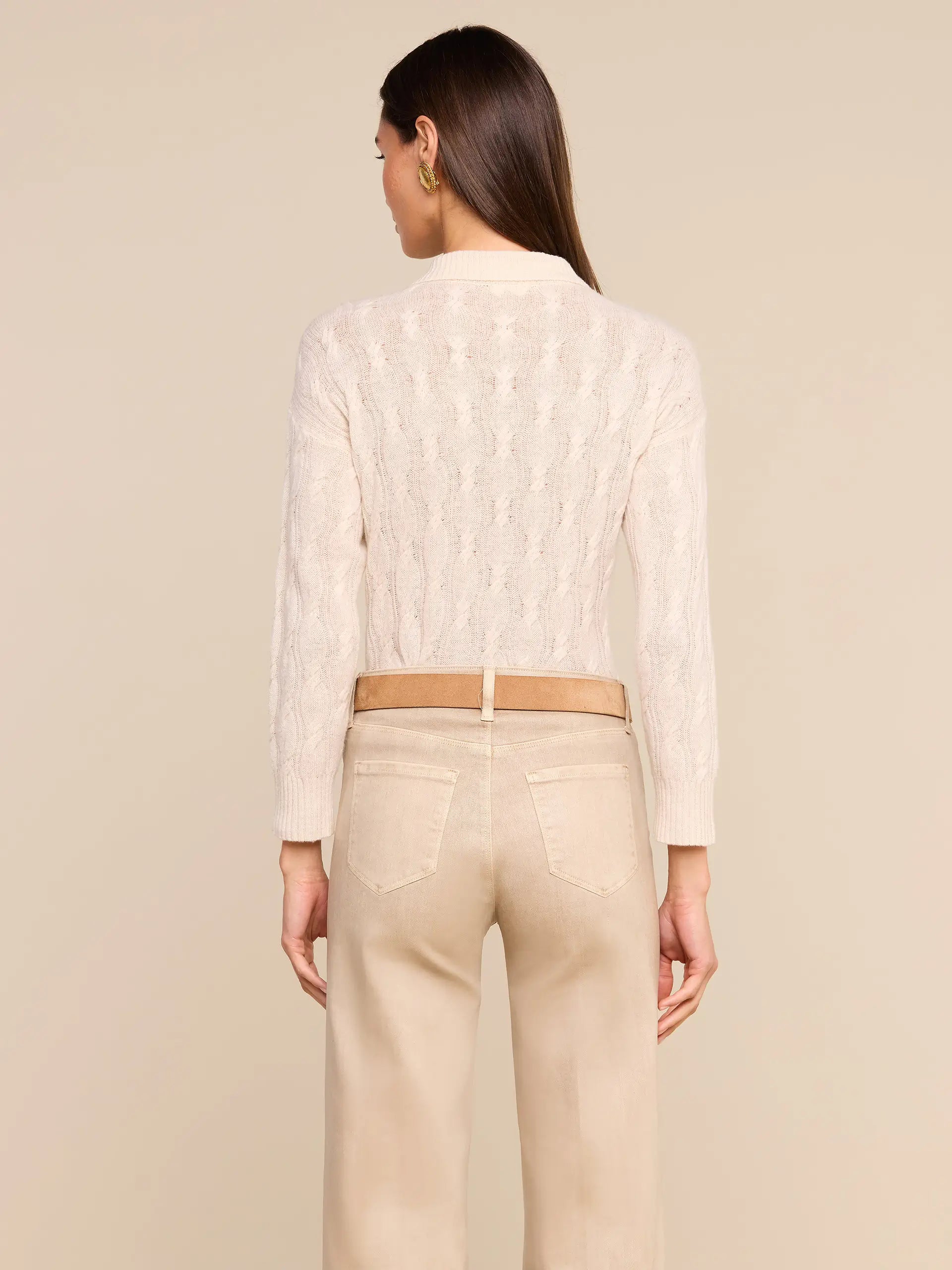 AIRY CABLE KNIT SWEATER