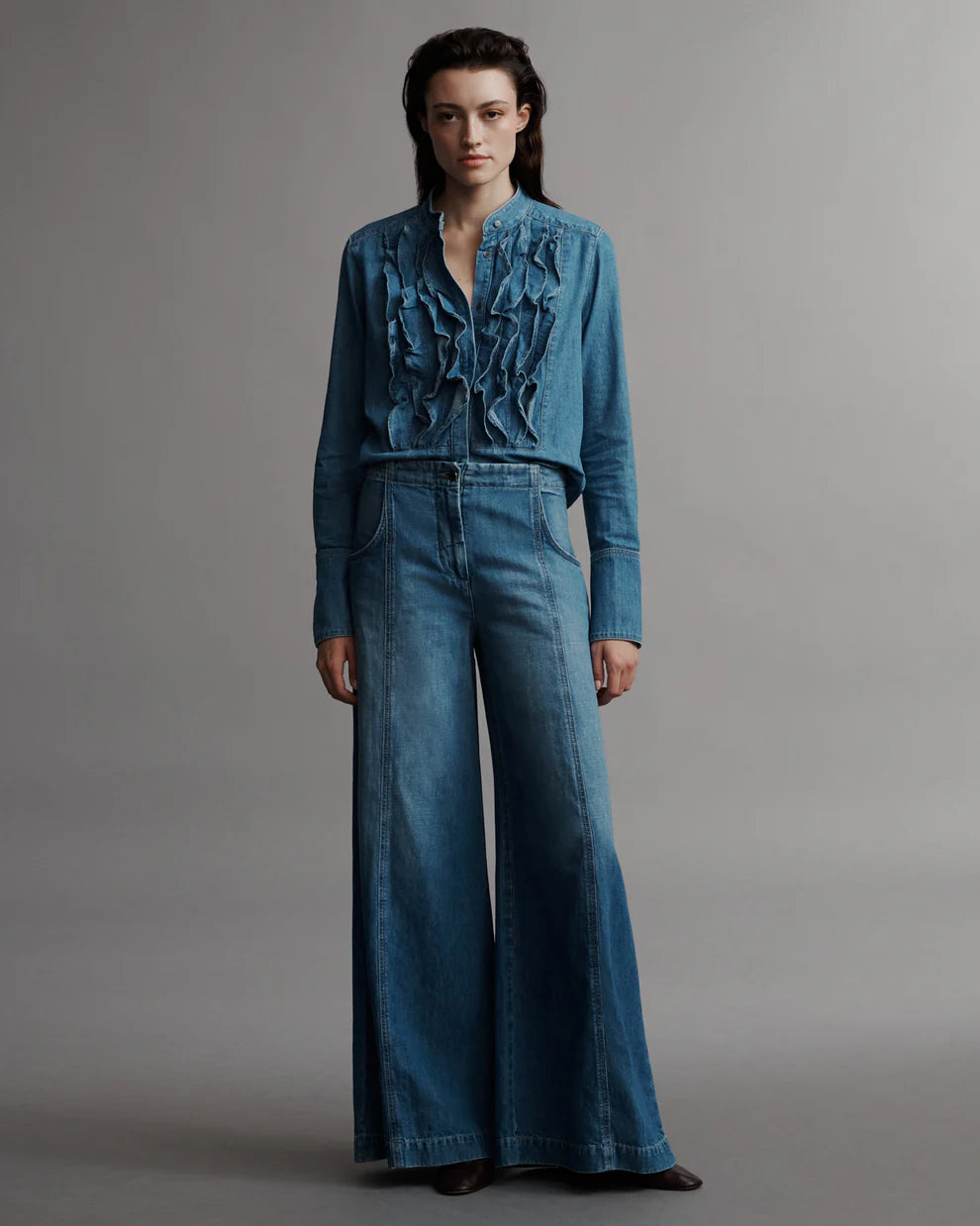 DANCING IN THE DARK JEAN