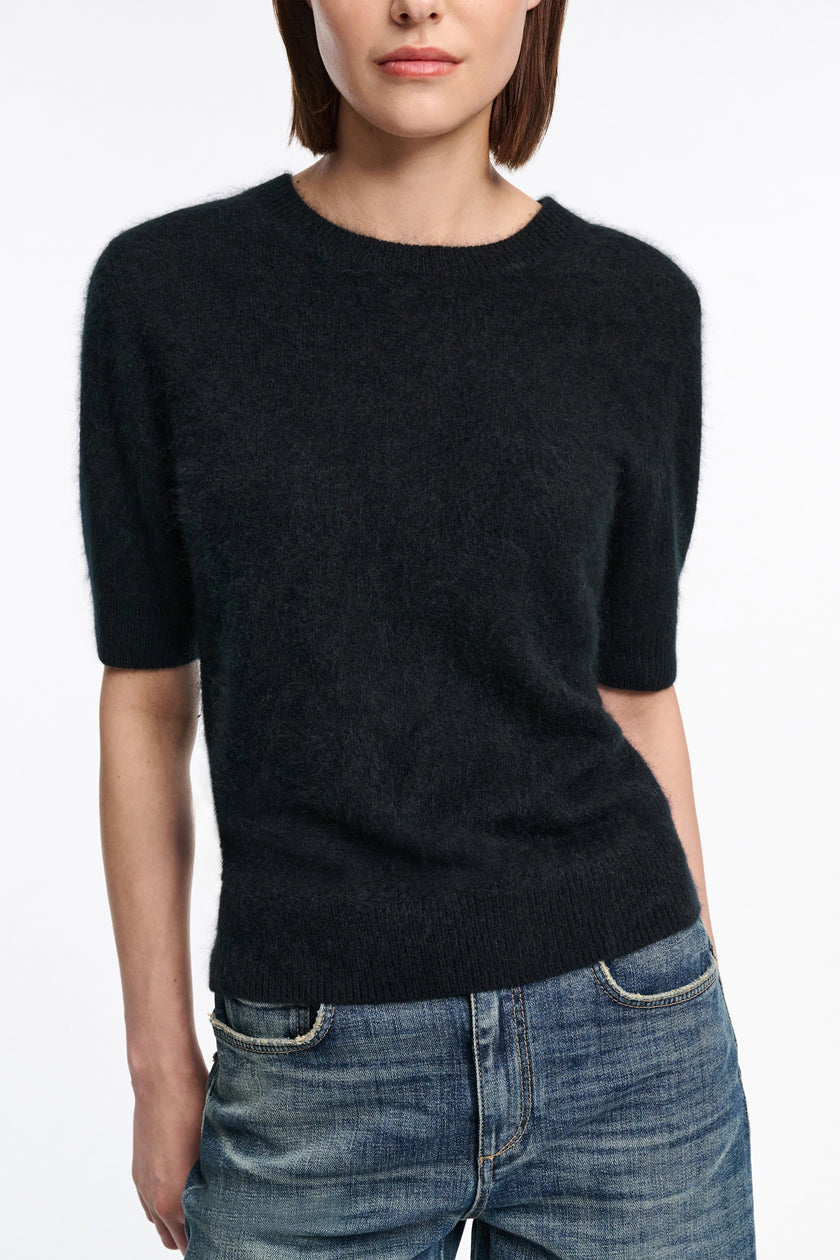 FLUFFY STATEMENTS PULLOVER