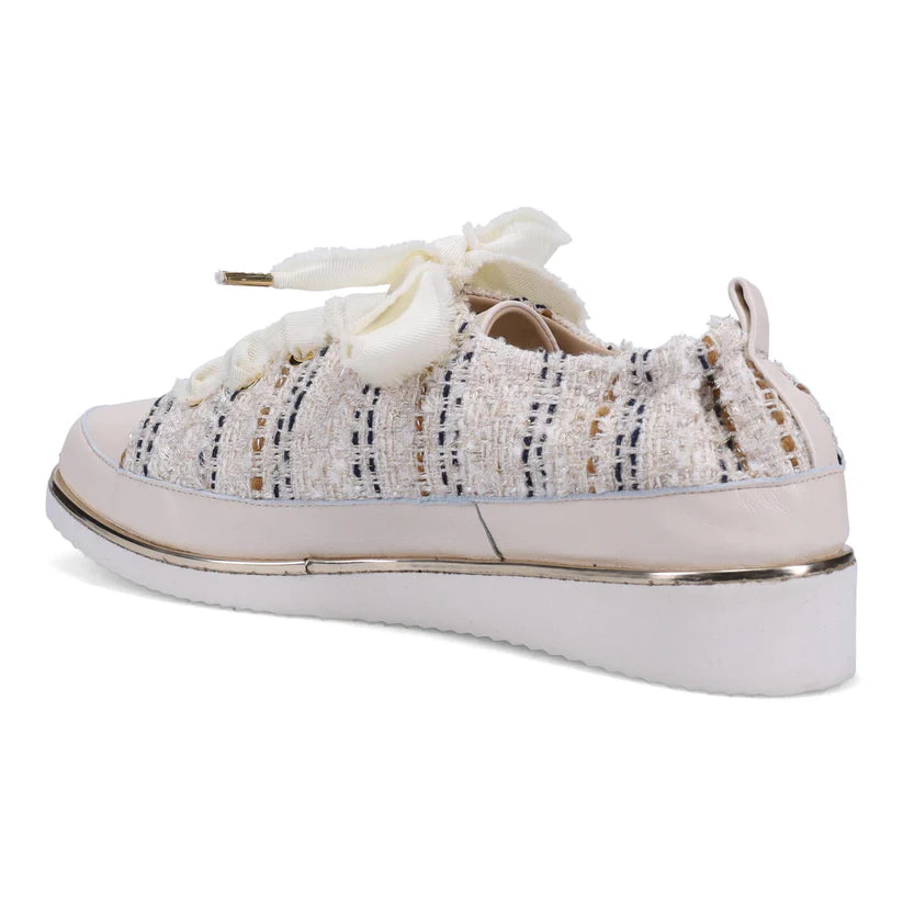 NOVELLA BOUCLE SNEAKER