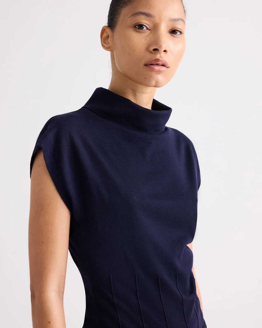FUNNEL NECK SLEEVELESS TOP IN MERINO WOOL