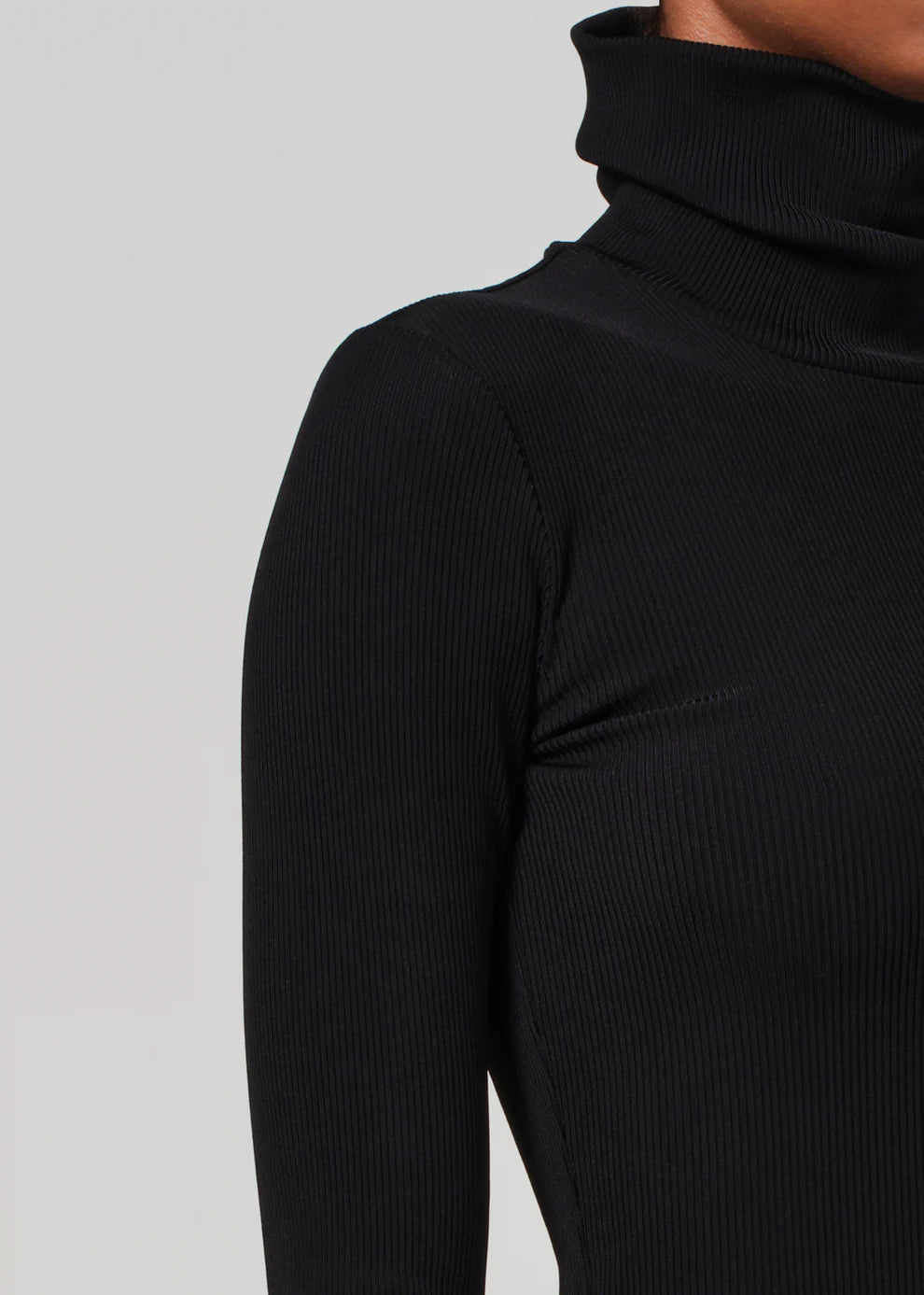 CARADENE TURTLENECK