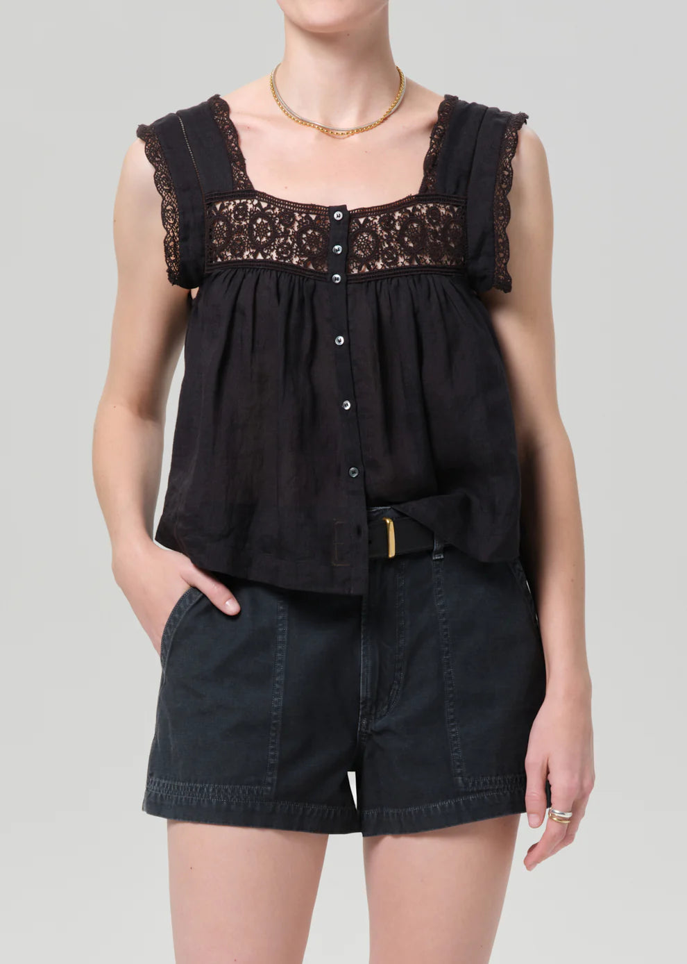 MIA EMBROIDERED TOP