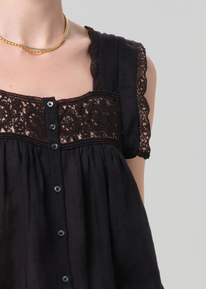 MIA EMBROIDERED TOP