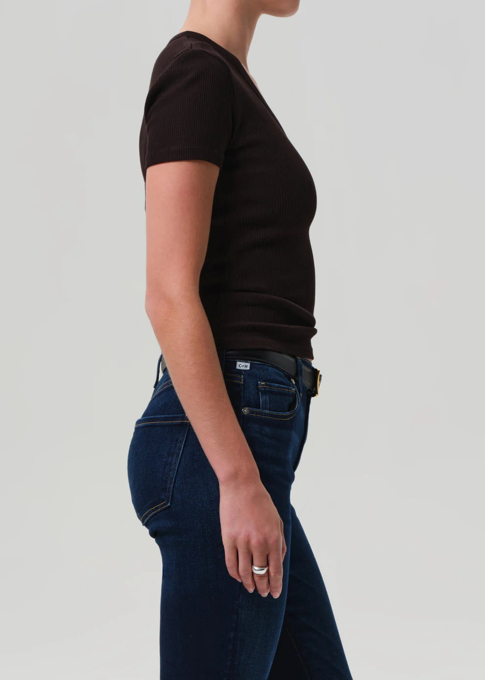 MAUDE U NECK TEE