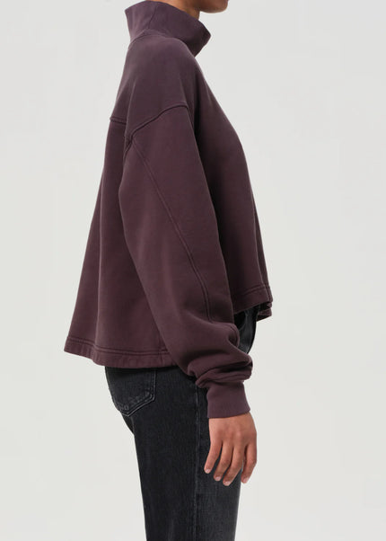 ISRA SWEATSHIRT