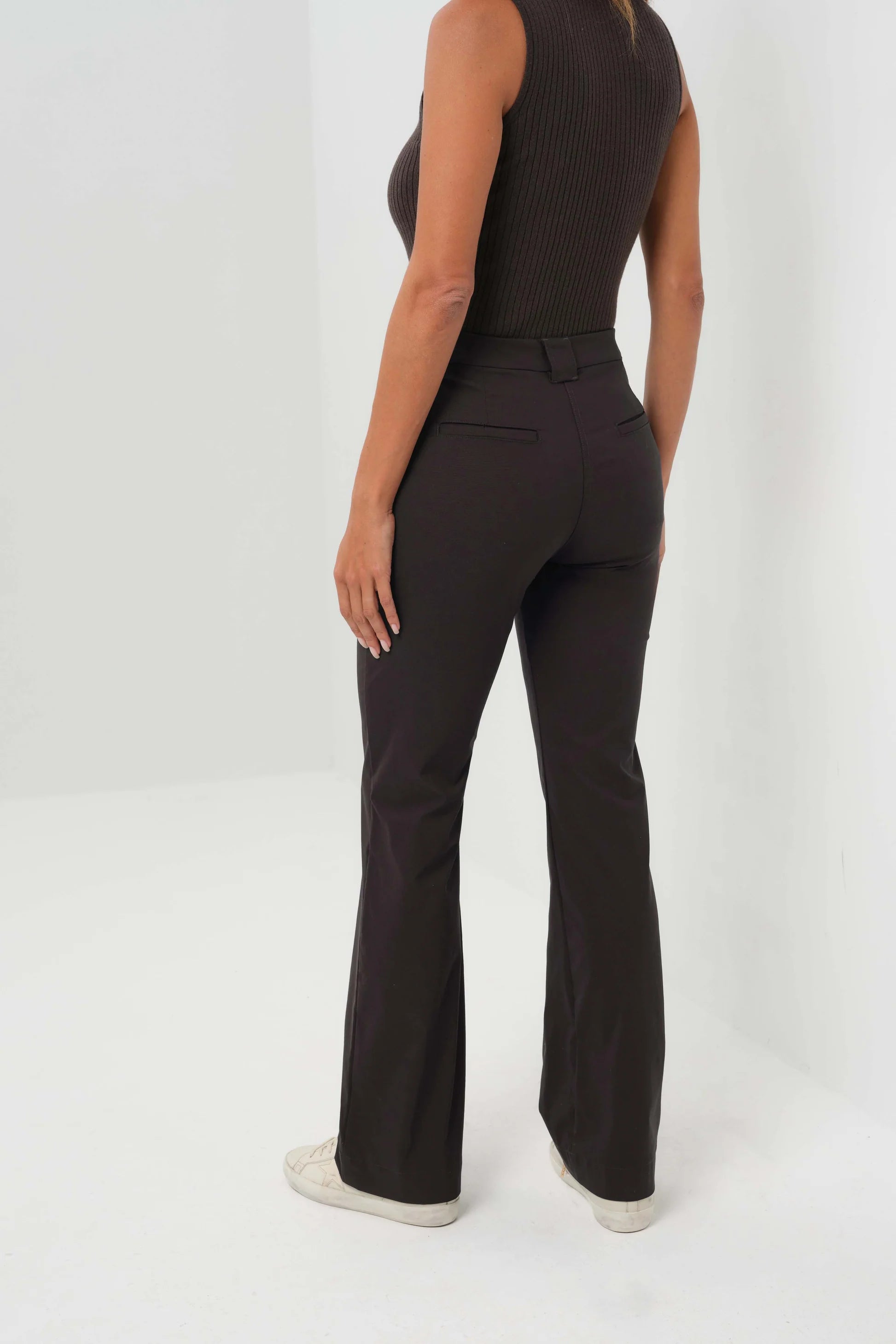 BETSY ULTRALIGHT FLARE PANT