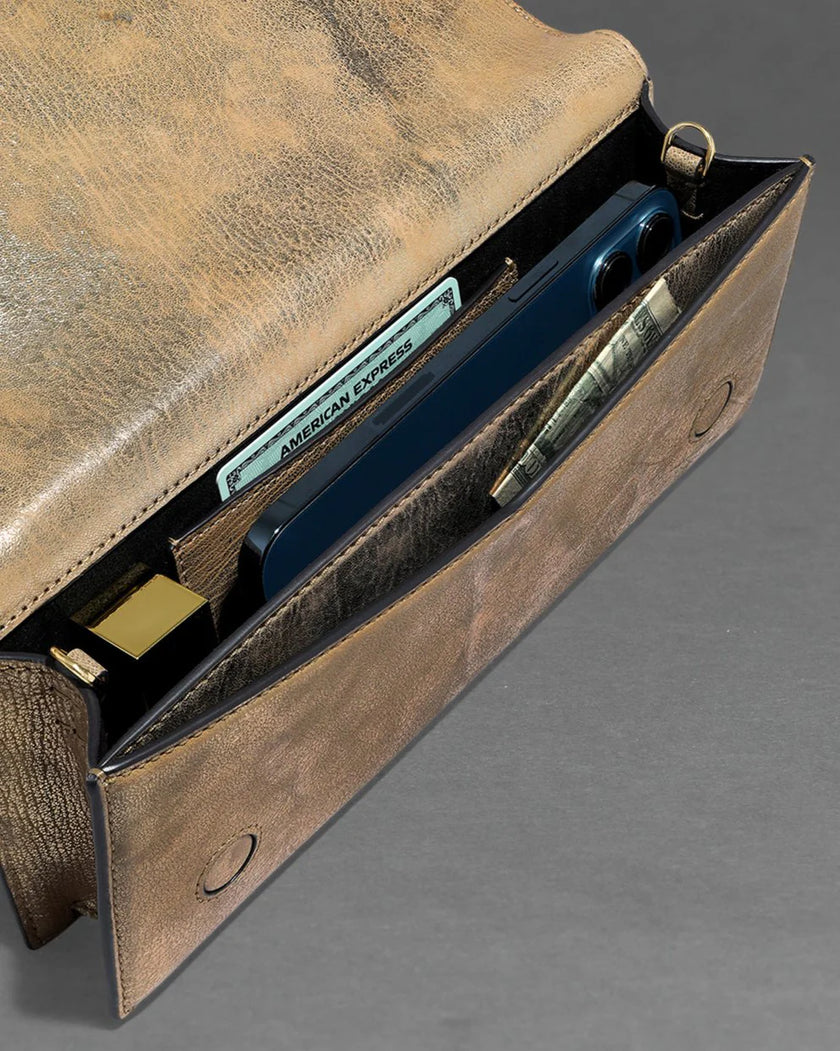 TWISTED GOLD SIDE HANDLE CLUTCH IN ANTIQUE GOLD